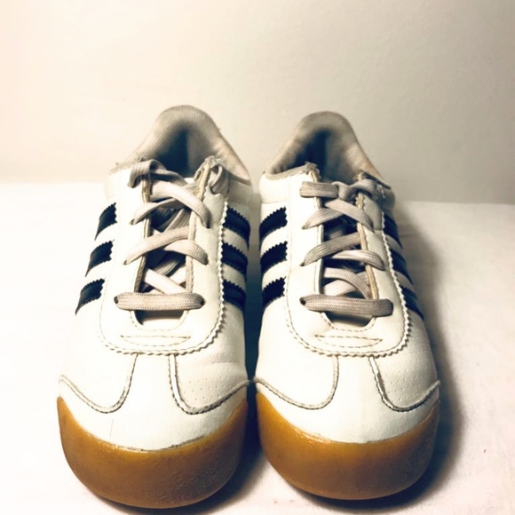 Adidas unisex sneaker bundle - Picture 9 of 9